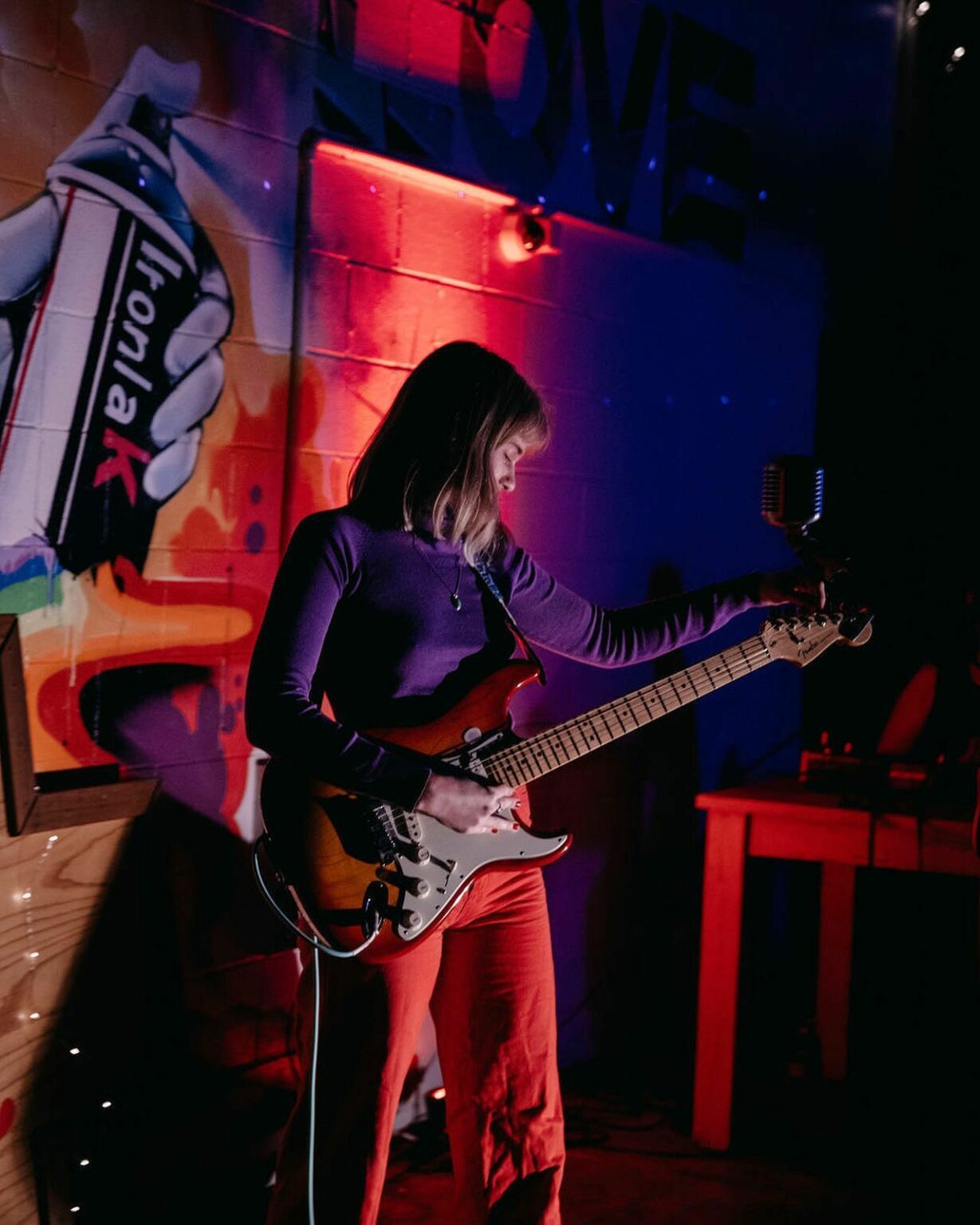 Hallie Rocke Hallie Unveils New Music Video - “Do It” - Guitar Girl Magazine
