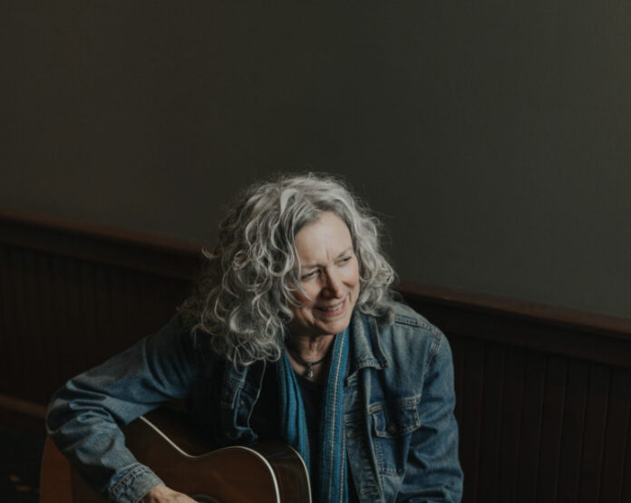 Lynn Hollyfield